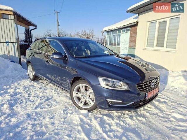 Синій Вольво B60, об'ємом двигуна 2.4 л та пробігом 252 тис. км за 15500 $, фото 1 на Automoto.ua