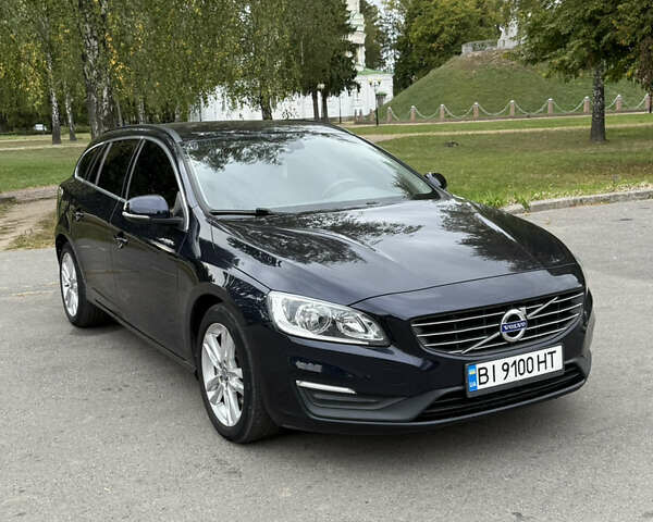 Синій Вольво B60, об'ємом двигуна 2 л та пробігом 275 тис. км за 13000 $, фото 1 на Automoto.ua