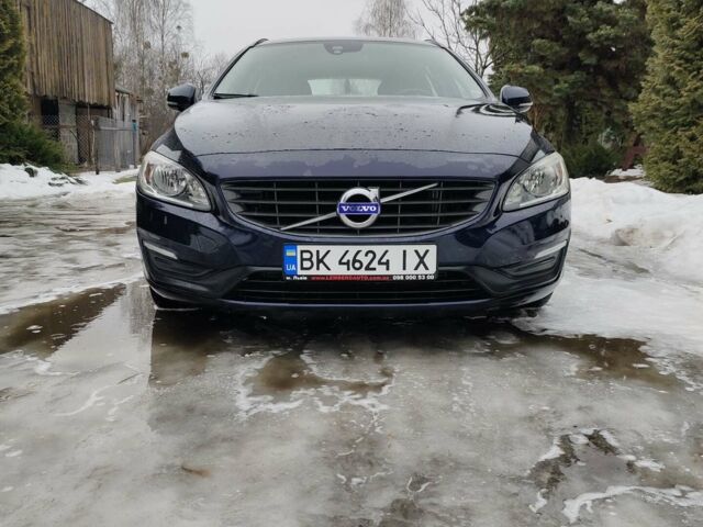 Синий Вольво B60, объемом двигателя 1.97 л и пробегом 255 тыс. км за 11400 $, фото 1 на Automoto.ua