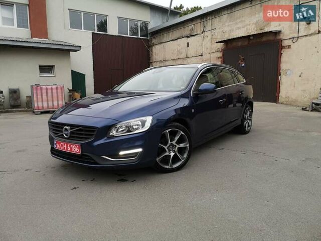 Синий Вольво B60, объемом двигателя 2 л и пробегом 193 тыс. км за 12300 $, фото 1 на Automoto.ua