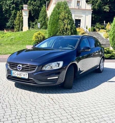 Синий Вольво B60, объемом двигателя 2 л и пробегом 244 тыс. км за 13880 $, фото 1 на Automoto.ua