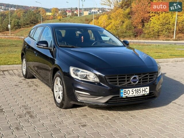 Синий Вольво B60, объемом двигателя 2 л и пробегом 295 тыс. км за 11499 $, фото 1 на Automoto.ua