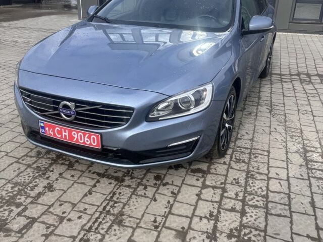 Синій Вольво B60, об'ємом двигуна 2 л та пробігом 232 тис. км за 13700 $, фото 1 на Automoto.ua