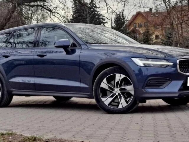 Синий Вольво B60, объемом двигателя 2 л и пробегом 34 тыс. км за 12000 $, фото 1 на Automoto.ua