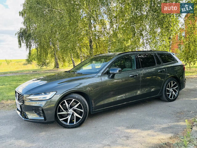 Зеленый Вольво B60, объемом двигателя 2 л и пробегом 37 тыс. км за 38500 $, фото 1 на Automoto.ua