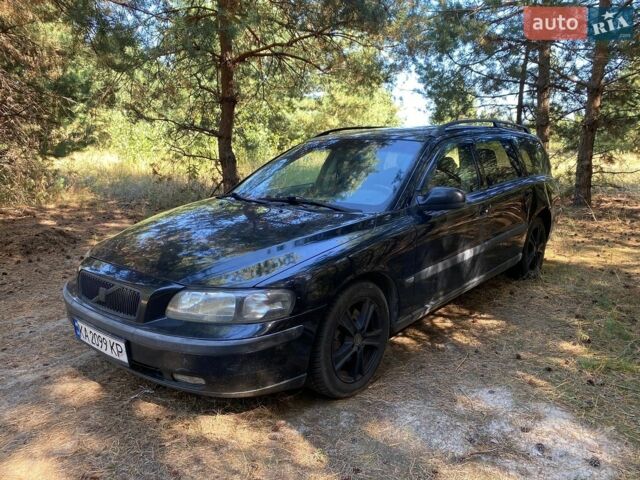 Чорний Вольво V70, об'ємом двигуна 2.4 л та пробігом 500 тис. км за 2000 $, фото 1 на Automoto.ua