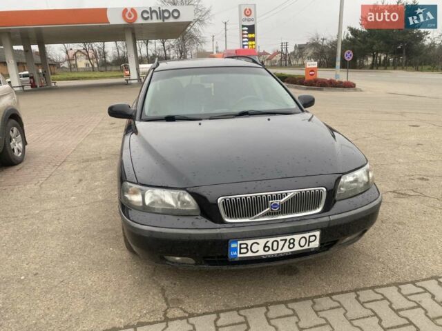 Чорний Вольво V70, об'ємом двигуна 2.4 л та пробігом 250 тис. км за 4750 $, фото 1 на Automoto.ua