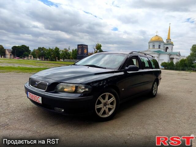 Чорний Вольво V70, об'ємом двигуна 2.4 л та пробігом 316 тис. км за 3500 $, фото 1 на Automoto.ua