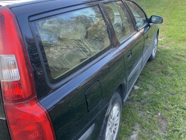Чорний Вольво V70, об'ємом двигуна 2.4 л та пробігом 300 тис. км за 2000 $, фото 1 на Automoto.ua