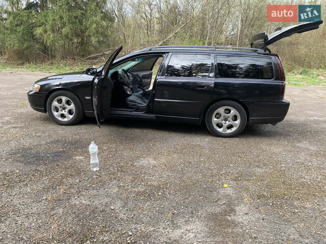 Черный Вольво В70, объемом двигателя 2.4 л и пробегом 520 тыс. км за 7000 $, фото 1 на Automoto.ua