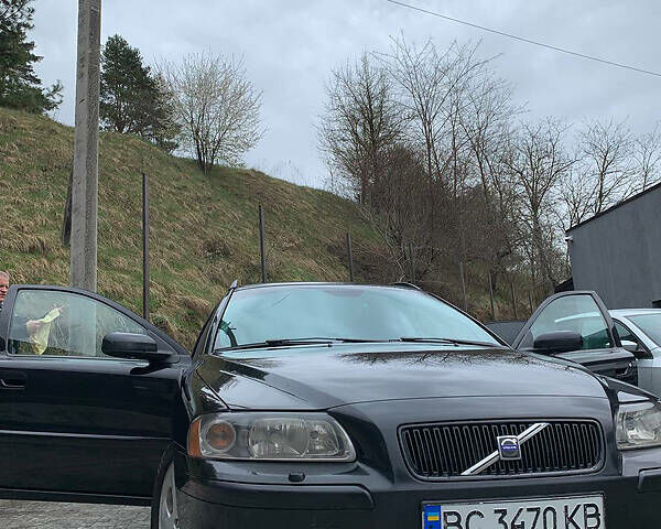 Черный Вольво В70, объемом двигателя 2.4 л и пробегом 470 тыс. км за 7000 $, фото 1 на Automoto.ua