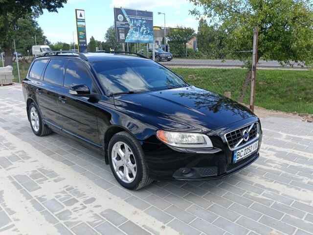 Чорний Вольво V70, об'ємом двигуна 2.4 л та пробігом 149 тис. км за 8400 $, фото 1 на Automoto.ua