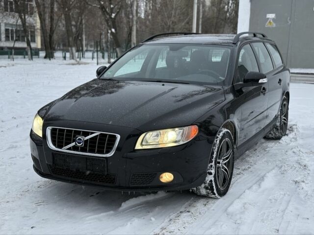 Черный Вольво В70, объемом двигателя 2.4 л и пробегом 293 тыс. км за 3500 $, фото 1 на Automoto.ua