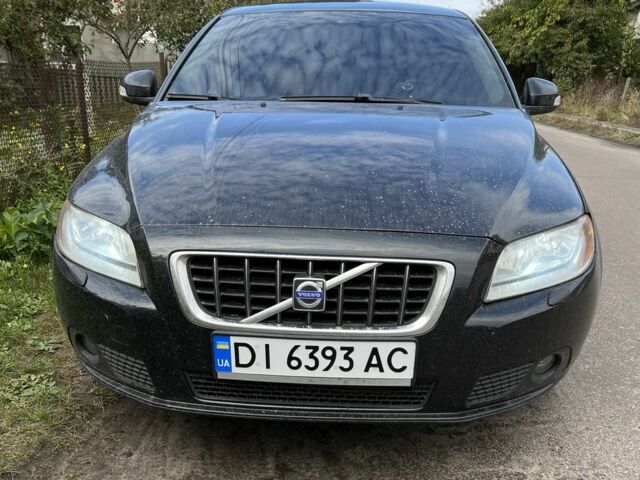 Черный Вольво В70, объемом двигателя 2.4 л и пробегом 317 тыс. км за 6499 $, фото 1 на Automoto.ua
