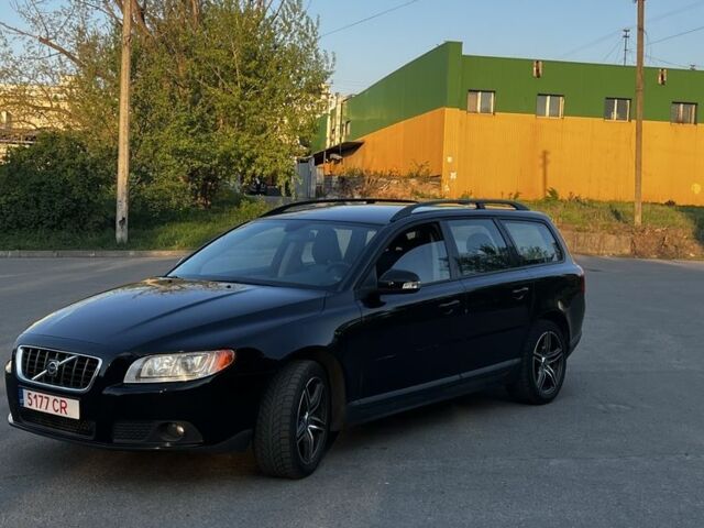 Черный Вольво В70, объемом двигателя 2.4 л и пробегом 297 тыс. км за 4300 $, фото 1 на Automoto.ua