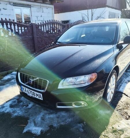 Черный Вольво В70, объемом двигателя 1.98 л и пробегом 300 тыс. км за 7000 $, фото 1 на Automoto.ua