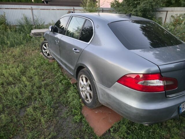 Чорний Вольво V70, об'ємом двигуна 2 л та пробігом 348 тис. км за 8450 $, фото 1 на Automoto.ua
