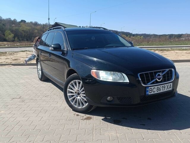 Черный Вольво В70, объемом двигателя 2.4 л и пробегом 270 тыс. км за 9400 $, фото 1 на Automoto.ua