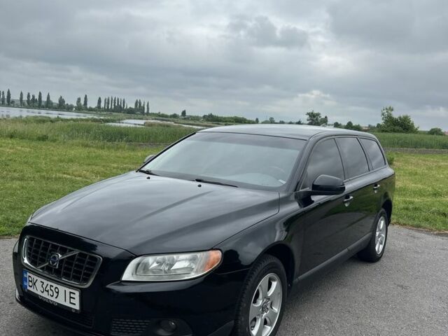 Чорний Вольво V70, об'ємом двигуна 2 л та пробігом 263 тис. км за 8816 $, фото 1 на Automoto.ua