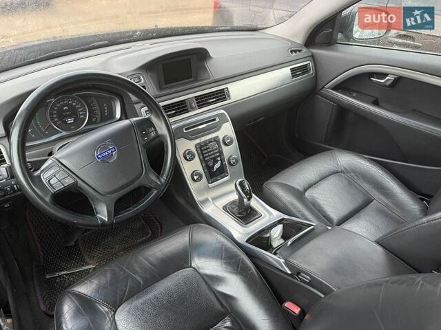 Чорний Вольво V70, об'ємом двигуна 1.98 л та пробігом 220 тис. км за 3900 $, фото 1 на Automoto.ua