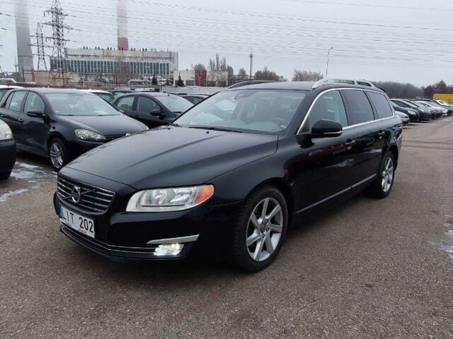 Чорний Вольво V70, об'ємом двигуна 2 л та пробігом 214 тис. км за 6000 $, фото 1 на Automoto.ua