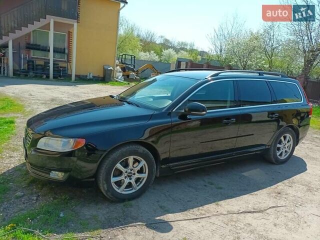 Черный Вольво В70, объемом двигателя 2.4 л и пробегом 160 тыс. км за 12999 $, фото 1 на Automoto.ua