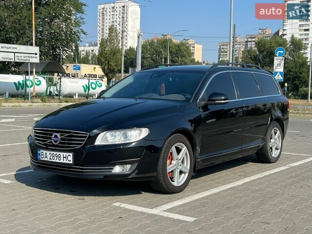 Черный Вольво В70, объемом двигателя 1.98 л и пробегом 206 тыс. км за 8990 $, фото 1 на Automoto.ua