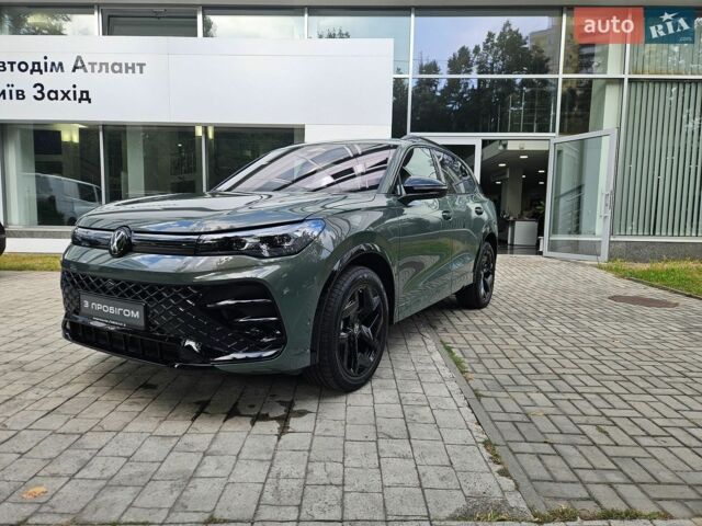 Красный Вольво В70, объемом двигателя 2.4 л и пробегом 302 тыс. км за 3110 $, фото 1 на Automoto.ua