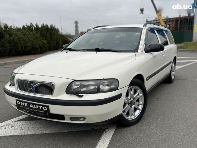 Вольво V70, об'ємом двигуна 0 л та пробігом 410 тис. км за 5490 $, фото 1 на Automoto.ua