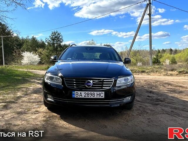 Вольво В70, объемом двигателя 2 л и пробегом 200 тыс. км за 11200 $, фото 1 на Automoto.ua