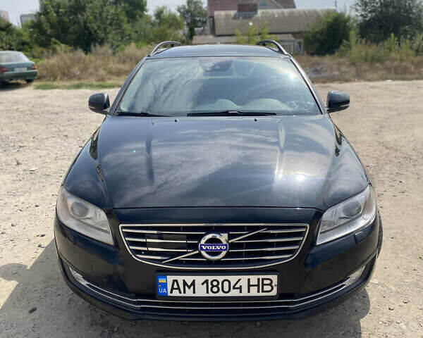 Вольво В70, объемом двигателя 2 л и пробегом 210 тыс. км за 14900 $, фото 1 на Automoto.ua