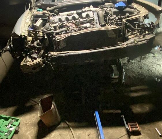 Сірий Вольво V70, об'ємом двигуна 2.5 л та пробігом 499 тис. км за 1700 $, фото 1 на Automoto.ua