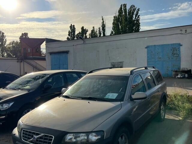 Сірий Вольво V70, об'ємом двигуна 0 л та пробігом 250 тис. км за 4000 $, фото 1 на Automoto.ua