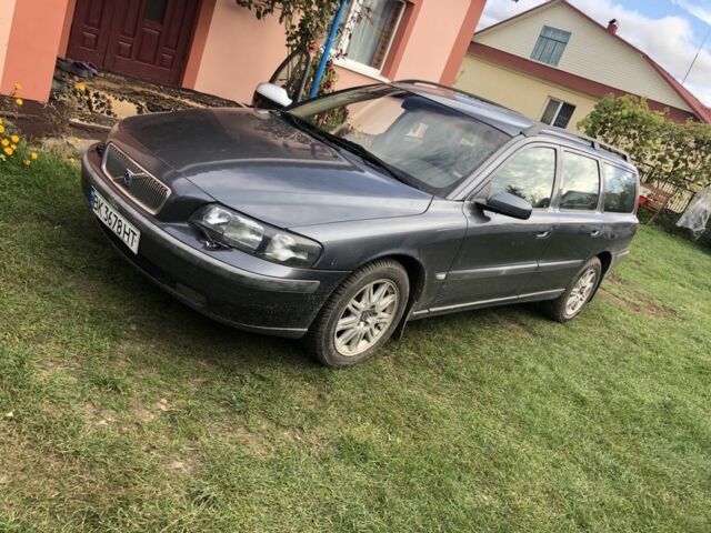 Вольво В70 2003 в Ровно на Automoto.ua Серый Вольво В70, объемом двигателя 2.4 л и пробегом 343 тыс. км за 4100 $, фото 1 на Automoto.ua