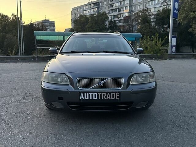 Сірий Вольво V70, об'ємом двигуна 0 л та пробігом 320 тис. км за 2911 $, фото 1 на Automoto.ua
