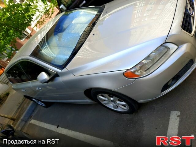 Сірий Вольво V70, об'ємом двигуна 2 л та пробігом 170 тис. км за 8700 $, фото 1 на Automoto.ua