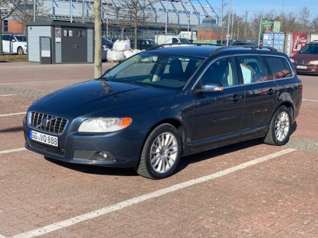 Синій Вольво V70, об'ємом двигуна 2 л та пробігом 300 тис. км за 6995 $, фото 1 на Automoto.ua