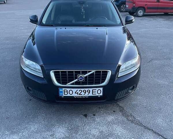 Синий Вольво В70, объемом двигателя 2 л и пробегом 281 тыс. км за 8400 $, фото 1 на Automoto.ua