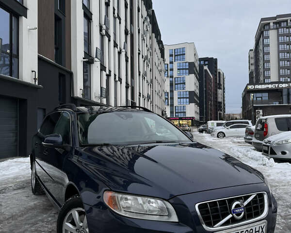 Синій Вольво V70, об'ємом двигуна 1.56 л та пробігом 240 тис. км за 10500 $, фото 1 на Automoto.ua