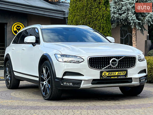 Белый Вольво В90, объемом двигателя 1.97 л и пробегом 59 тыс. км за 36900 $, фото 1 на Automoto.ua