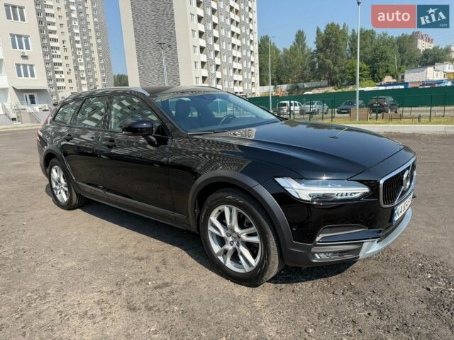 Чорний Вольво В90, об'ємом двигуна 1.97 л та пробігом 123 тис. км за 21970 $, фото 1 на Automoto.ua
