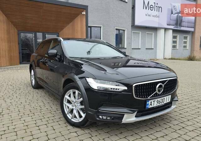 Черный Вольво В90, объемом двигателя 2 л и пробегом 115 тыс. км за 38000 $, фото 1 на Automoto.ua