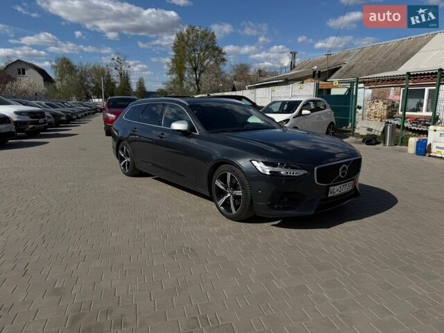 Вольво В90, объемом двигателя 1.97 л и пробегом 185 тыс. км за 24500 $, фото 1 на Automoto.ua