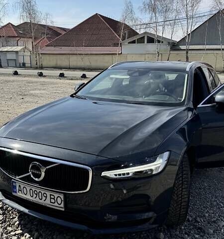 Серый Вольво В90, объемом двигателя 1.97 л и пробегом 220 тыс. км за 25000 $, фото 1 на Automoto.ua