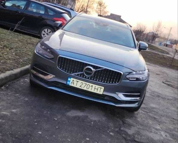 Серый Вольво В90, объемом двигателя 2 л и пробегом 168 тыс. км за 15700 $, фото 1 на Automoto.ua