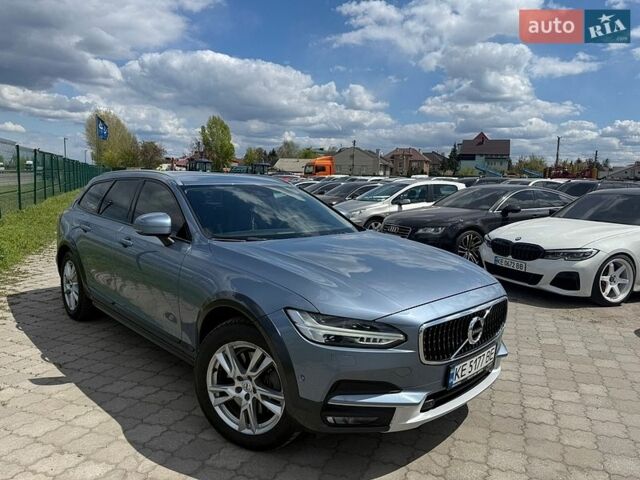 Серый Вольво В90, объемом двигателя 1.97 л и пробегом 311 тыс. км за 19950 $, фото 1 на Automoto.ua