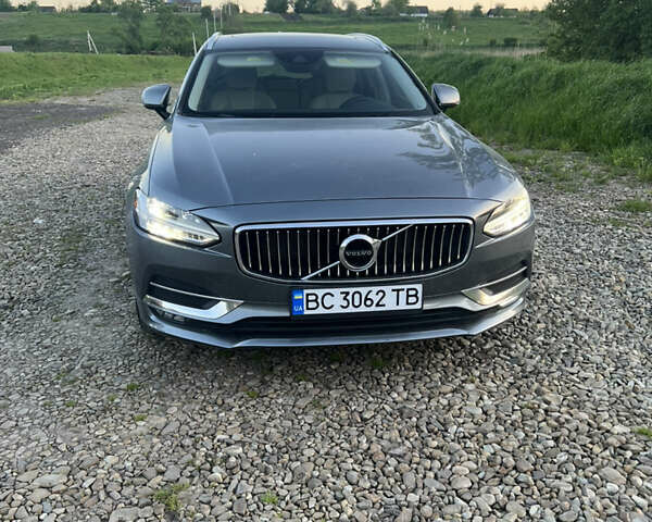 Сірий Вольво В90, об'ємом двигуна 1.97 л та пробігом 100 тис. км за 27000 $, фото 1 на Automoto.ua