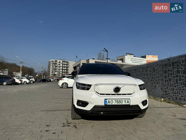 Белый Вольво XC40, объемом двигателя 0 л и пробегом 47 тыс. км за 27250 $, фото 1 на Automoto.ua