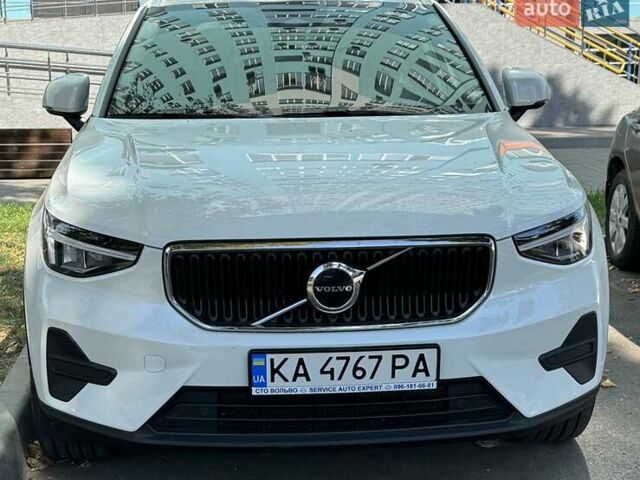 Білий Вольво XC40, об'ємом двигуна 1.97 л та пробігом 52 тис. км за 40000 $, фото 1 на Automoto.ua