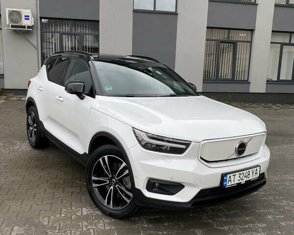 Білий Вольво XC40, об'ємом двигуна 0 л та пробігом 50 тис. км за 28500 $, фото 1 на Automoto.ua